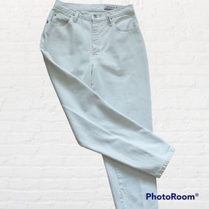 Sasson jeans, white high waisted cropped ankle mom jeans size 6